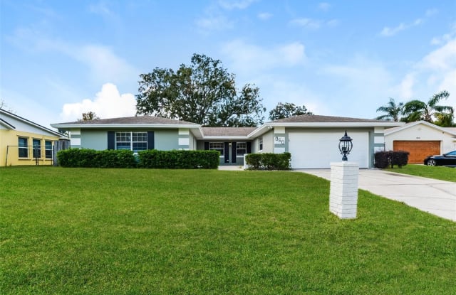 850 W FOREST BROOK ROAD - 850 West Forest Brook Road, Seminole County, FL 32751