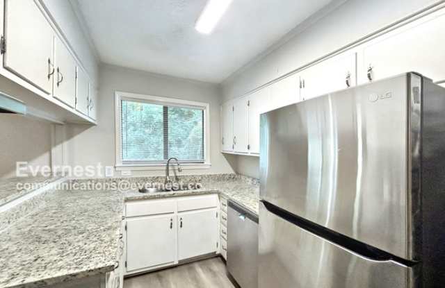 1202 Town and Country Drive