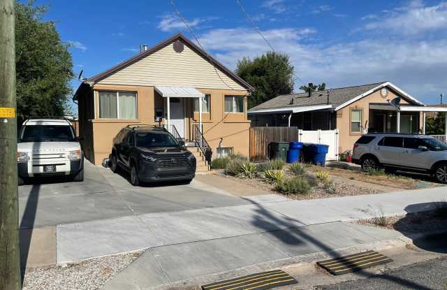 3439 Adams Ave
