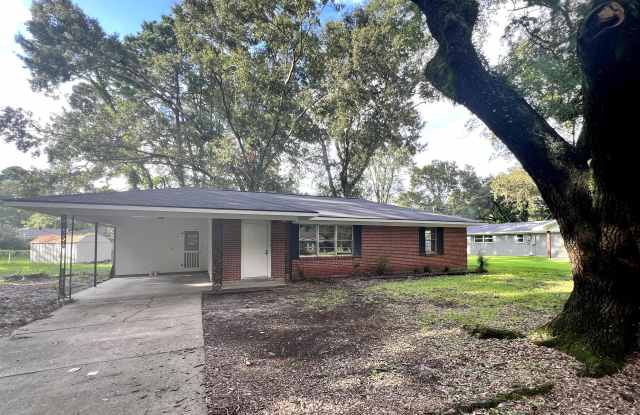 Photo of 703 Camellia Drive