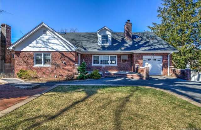 Photo of 89 Ridgewood Avenue unit: 2