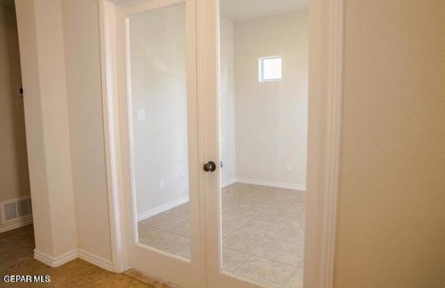 2912 PINO SECO Place