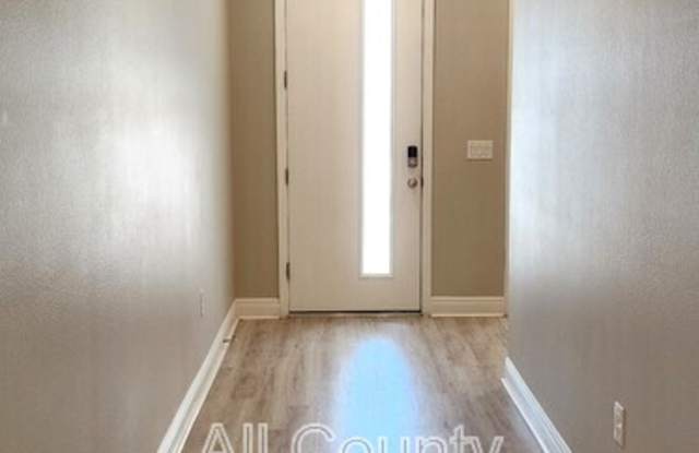 3948 Southern Vista Loop