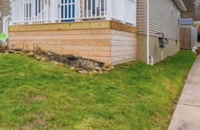 Photo of 1906 Springfield Center Rd