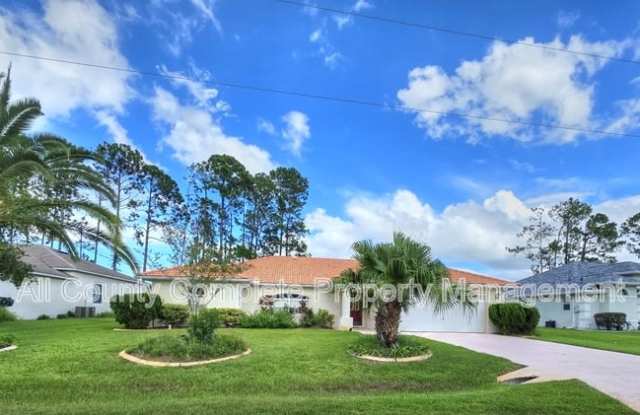 13 Edgewater Dr
