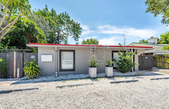 Photo of 628 NE 8th Ave