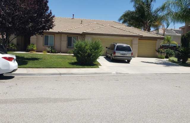 247 Berisso Ct - 247 Berisso Court, San Jacinto, CA 92582