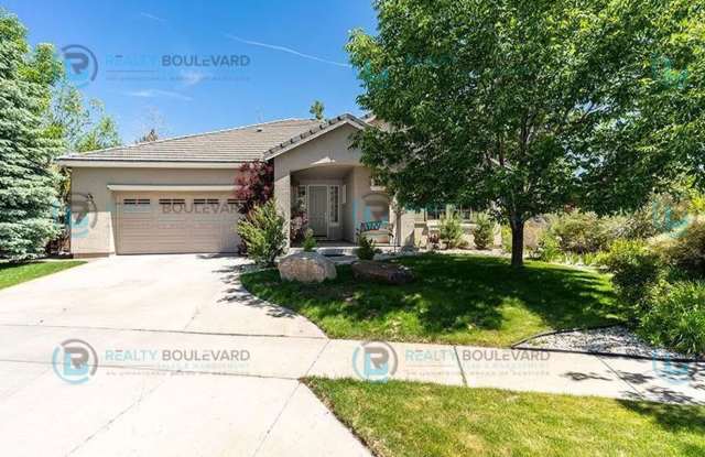 Photo of Beautiful 3 bedroom 2 bath house in Sommersett with access to Amenities-Including a clubhouse, recreation room, golf course, fitness center, pool and spas, tennis courts