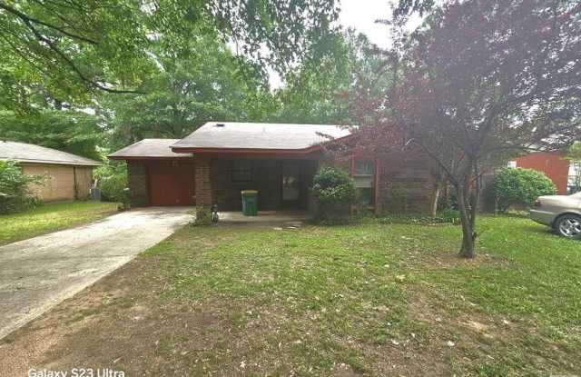 4008 Springlake Park Rd.