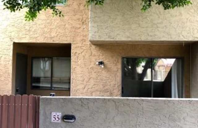 3 bedroom townhome for rent - 2121 South Pennington, Mesa, AZ 85202