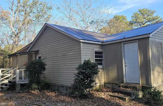 Photo of 528 BLUE BELL ROAD