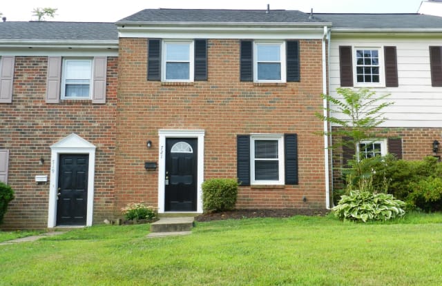 721 OLDE GREENWICH CIRCLE - 721 Olde Greenwich Circle, Spotsylvania County, VA 22408