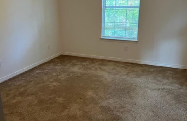 2815 Bradford Place, Unit 4