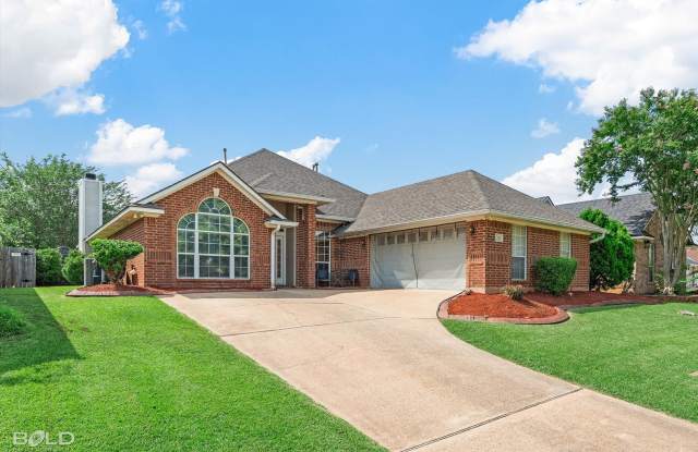 Photo of 4 Bedroom 2.5 Bathroom in Stockwell