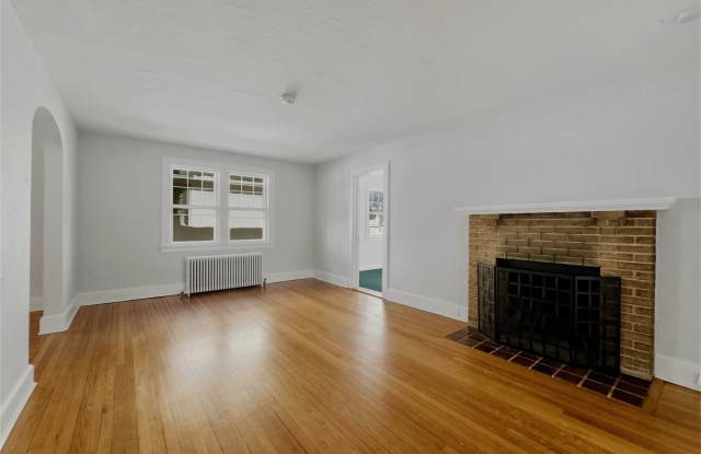 40 Orchard Place unit: 2