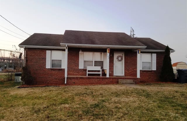 109 Waterford Ave - 109 Waterford Dr, Oak Grove, KY 42262