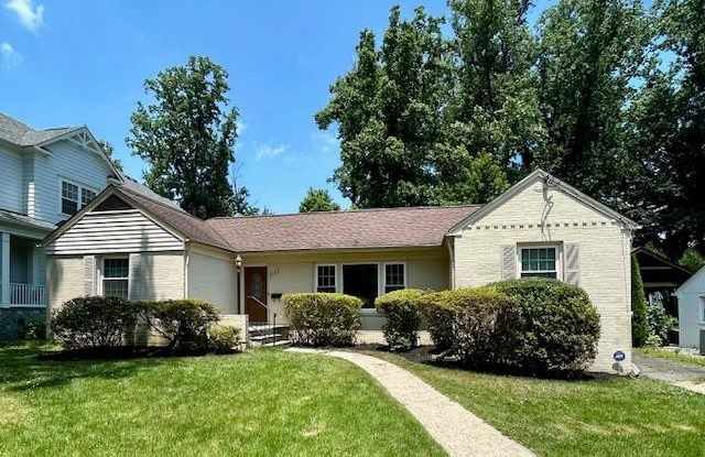 5701 RIDGEFIELD