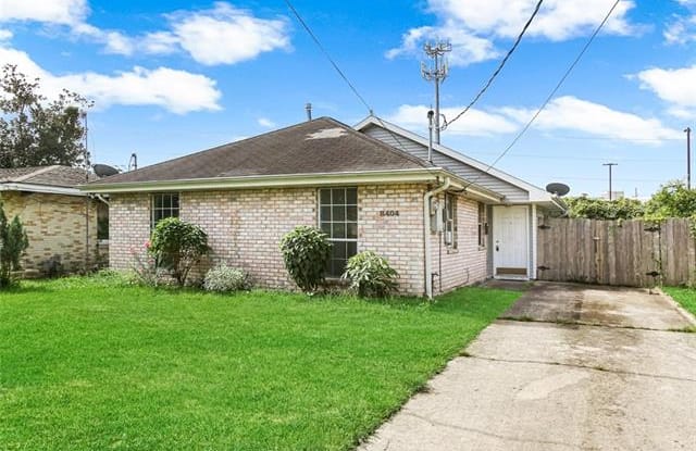 8404 BOONE Street - 8404 Boone Street, Metairie, LA 70003