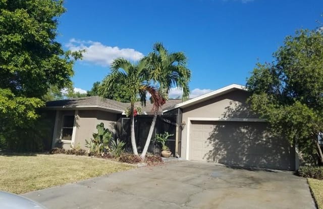 313 SE 16th PL - 313 Southeast 16th Place, Cape Coral, FL 33990