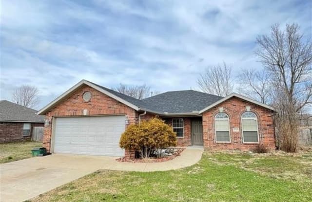 3768 Tanyard  DR - 3768 West Tanyard Drive, Fayetteville, AR 72704