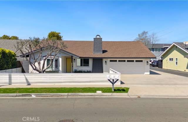 2049 Tustin Avenue