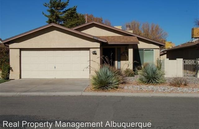 10521 Griffith Park NE - 10521 Griffith Park Drive Northeast, Albuquerque, NM 87123