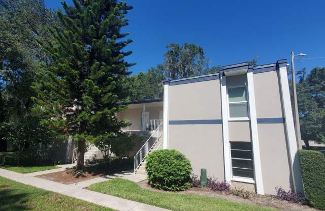 Nice condo in the heart of Brandon