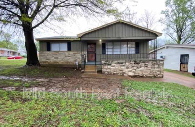 Photo of 2218 Pamela (Frayser)