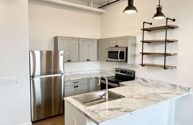 Photo of Mechanics Building