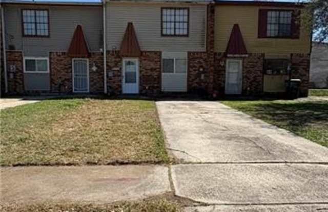 5153 BAYOUVIEW Court