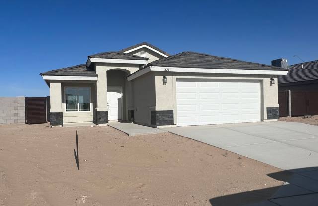 Photo of Newer San Luis Home available for Rent - 3 Bed, 2 bath, 2 Car Garage.
