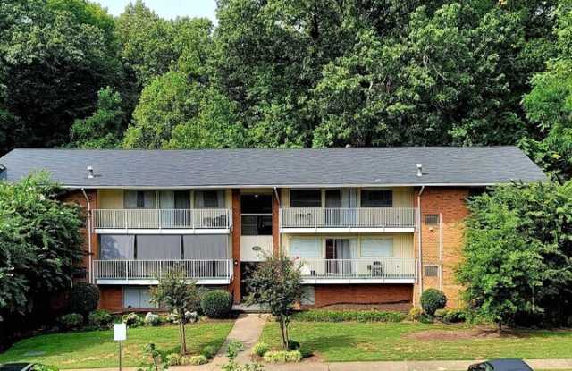Photo of 802 Brook Hill