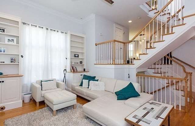281 Brookline Street #1