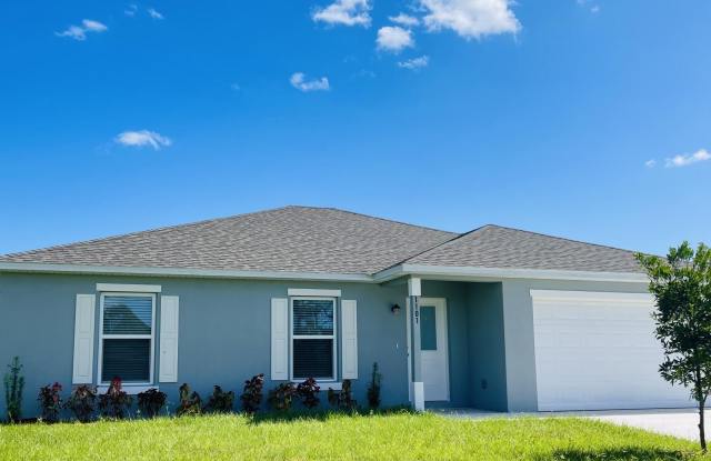 1101 San Filippo Drive SE