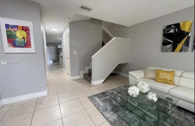 15440 Southwest 74th Circle Court