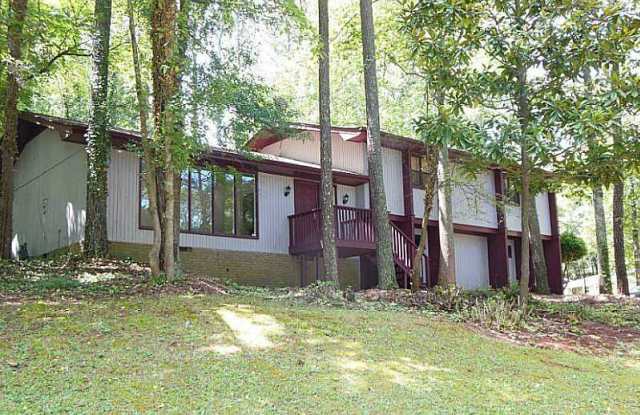 Newly Renovated Stunning House for Rent 4 BR /2.5 BA Hidden Hills Subdivision in Stone Mountain