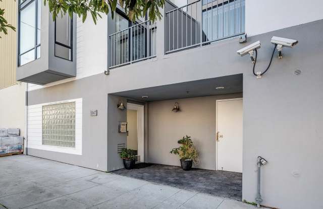 1047 Mississippi Street