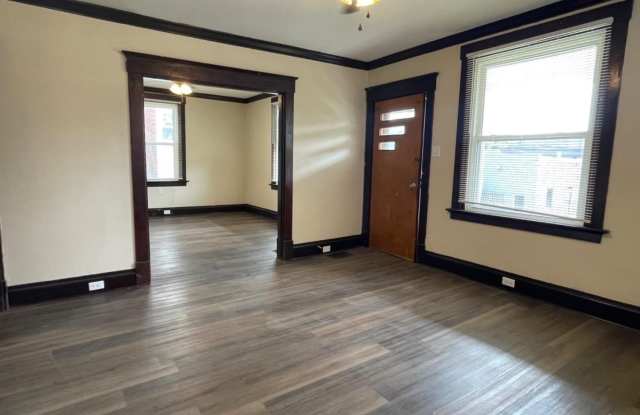 4425 Greenlee Avenue