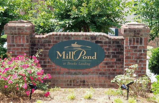 531 Mill Pond Drive - 531 Mill Pond Drive, Winston-Salem, NC 27106