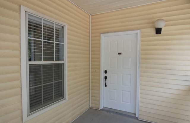 Beautifully Updated 1-Bedroom Condo