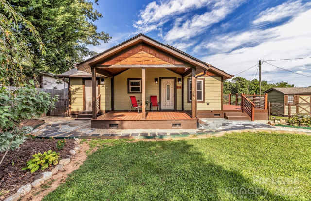 Photo of 150 Oak Hill Road