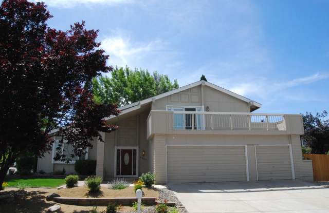 4 Bedroom Home in Southwest Reno!