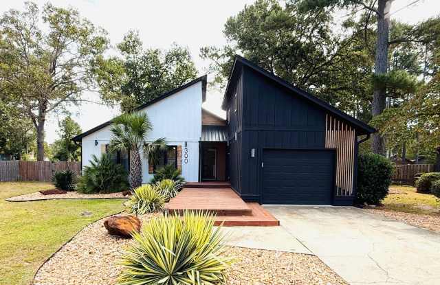 Photo of 300 Wedge Court