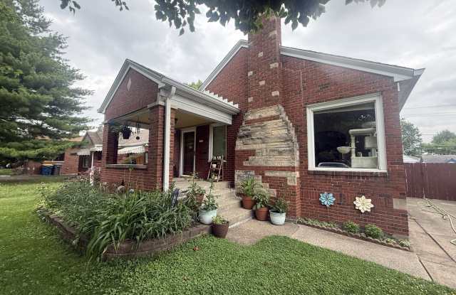 1109 N Downey Avenue