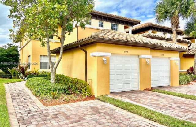 Photo of 8231 Northwest 127th Lane