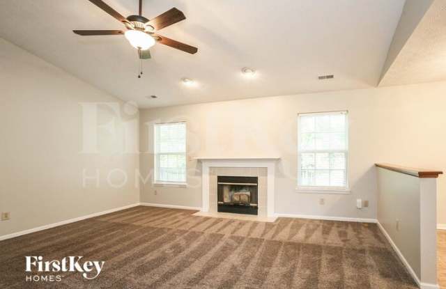 557 East Pine Ridge Drive