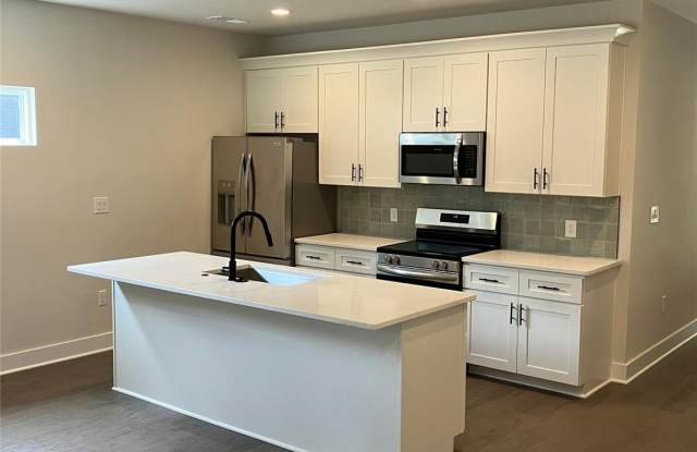 19813 N Ferry Street