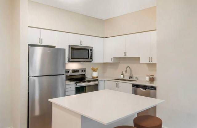 Photo of Avalon ParcSquare