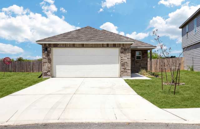 ***APPLICATION CURRENTLY UNDER REVIEW***Modern Single-Story Retreat with Solar Panels: Convenient Access  Luxe Amenities - 6023 Macdona Ridge, Bexar County, TX 78252