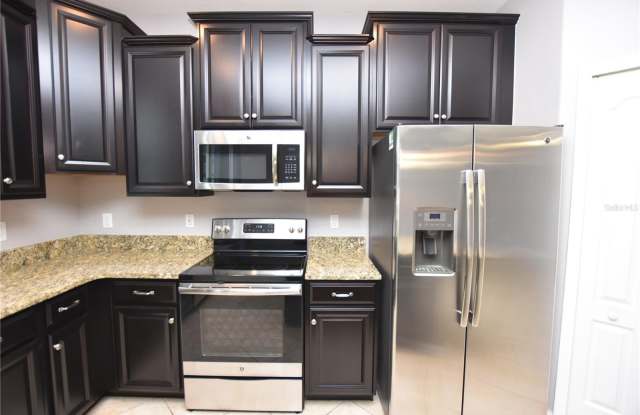 6390 SEDGEFORD DRIVE